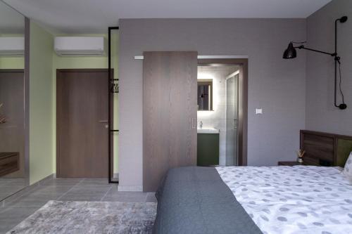 LUONG Europe Apartments - Tap to explore photos