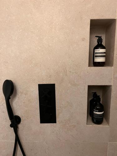 Appartement luxe Louvre Paris - Tap to explore photos