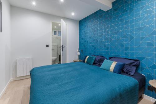 Au pied du Sacré coeur - 5 pers