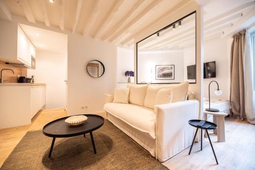 Cosy Nest in Saint Germain