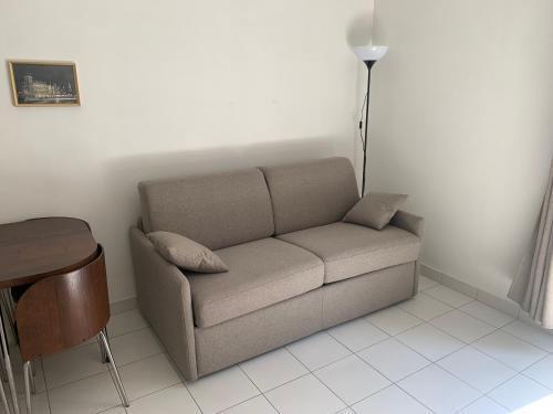Charming studio Paris City Center - Maubert Mutualité - Tap to explore photos