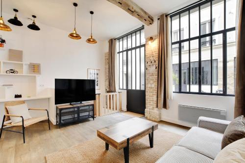 Magnifique loft 6P proche Bastille - Tap to explore photos