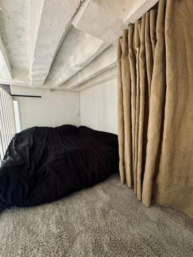 Appartement au cœur de Paris - Tap to explore photos