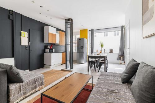 Appartement familial proche des commerces - 8P - FLAT-GUEST - Tap to explore photos