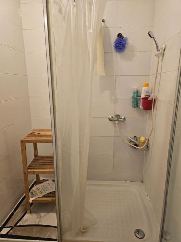 Korean Style Minbak Number Two PARIS Room Type - Double or Twin Room with Shared Bathroom