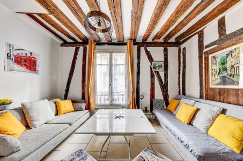 Appartement charmant, atypique et central ! - Tap to explore photos