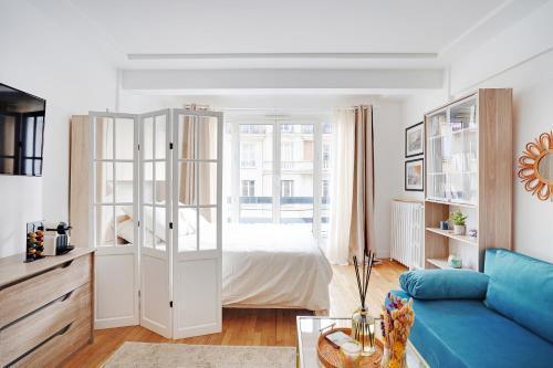 Parisian Charm Porte Maillot - Tap to explore photos