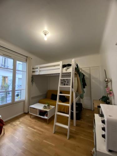 Appartement 18ème rénové proche Montmartre