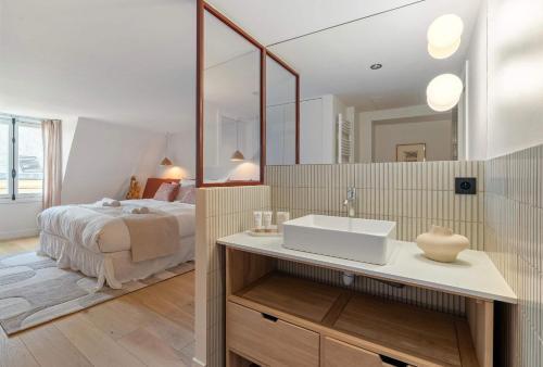 Spacious & Luxurious Apartment - Tap to explore photos