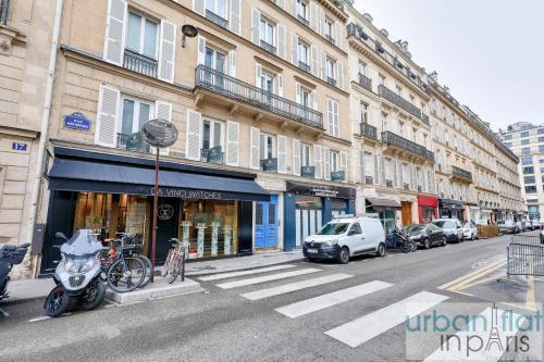 62 - Beautiful Apartment Triangle d- 100m from Champs-Elysees