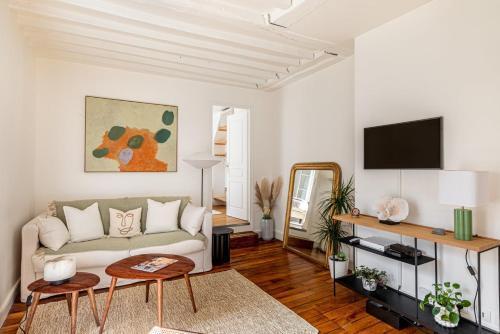 GuestReady - Apt de charme dans le centre de Paris IX - Tap to explore photos