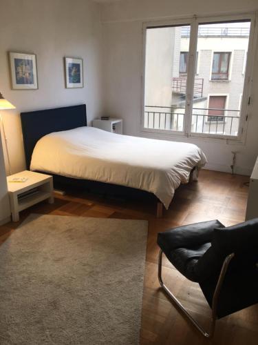 2 pièces proche tour Eiffel, Trocadéro et OCDE