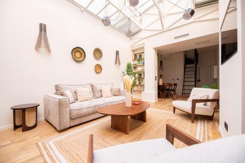CIA - Amazing loft bastille - Tap to explore photos