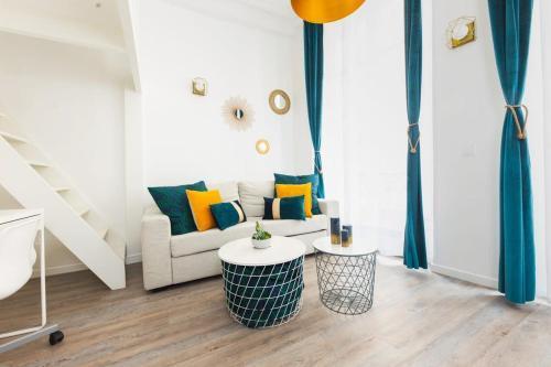 Le Loft Latin - Heart of Latin Quarter - Tap to explore photos