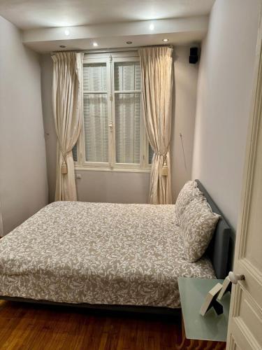 Appartement de 2 chambres au cœur de Paris - Tap to explore photos