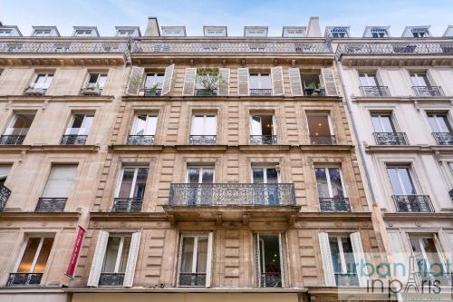 23 - Charming 3BDR Parisian Apartment in Montorgueil