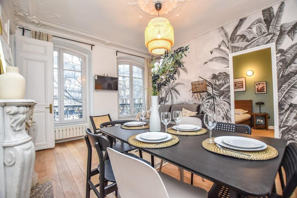 Chic Apartment - 3br/8p - Canal Saint-martin - Tap to explore photos