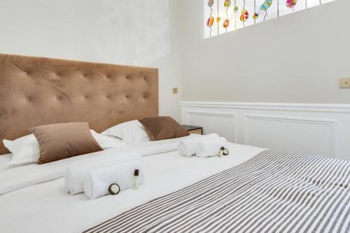 Lovely flat in Central Paris near Notre-Dame - Tap to explore photos