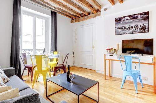 Bluestay 281 - Superbe appartement avec terrasse - Tap to explore photos