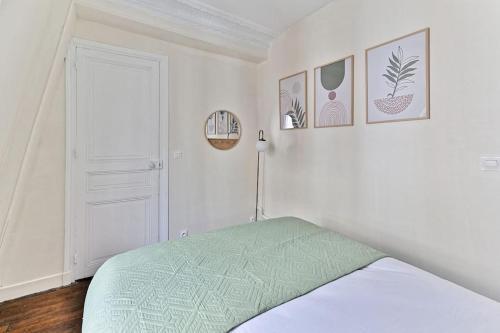 Appartement cosy face de Paris Montparnasse