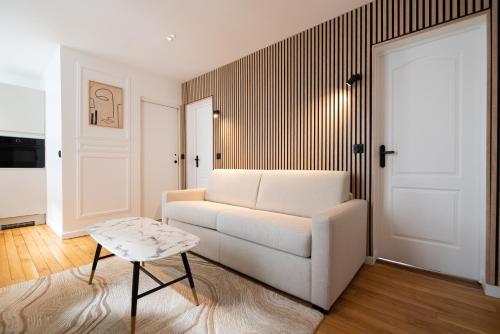 Lovely apartment Near Canal St Martin - Tap to explore photos