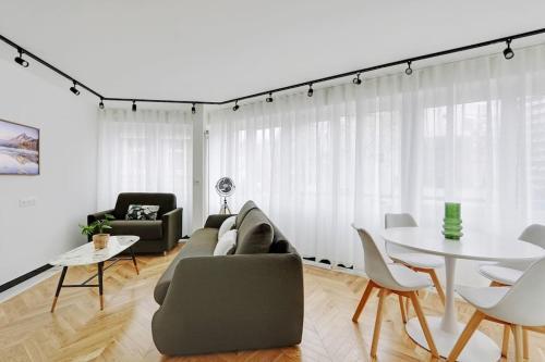 GemBnB Luxury Apartments - Archereau - Tap to explore photos