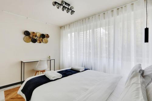 GemBnB Luxury Apartments - Archereau - Tap to explore photos