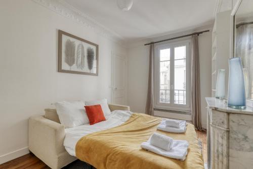 Lovely & authentic Flat - Parc des Expos - Paris 15 - Tap to explore photos