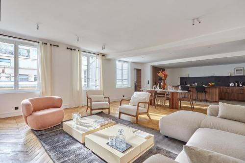 Apartment Louvre Palais Royal by Studio prestige - Tap to explore photos
