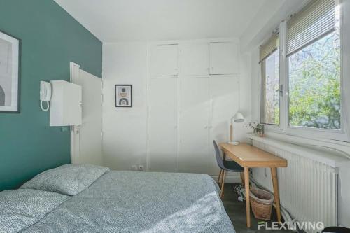 Flexliving - Studio - Longchamps - Tap to explore photos