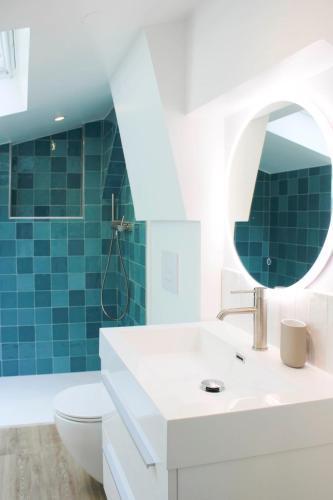 Nice duplex - close to Place de la Bastille - Tap to explore photos