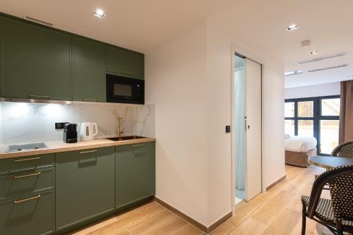 Les Suites HCR Room Type - Studio