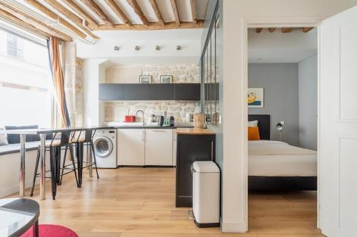 ParisConciergerie - 1BR apartment with AC - Tap to explore photos
