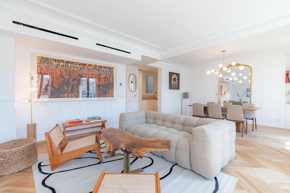 Magnificent Apartment - 3br/6p - Le Marais - Tap to explore photos