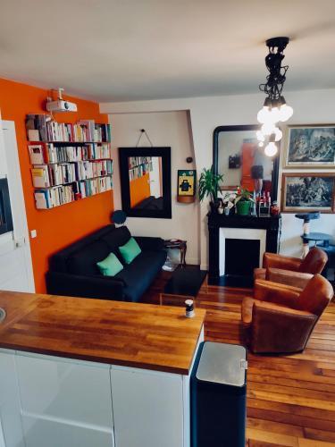 Bel appartement à Paris - Tap to explore photos
