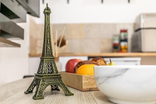 MBA Splendide Appart - Popincourt Paris Centre - Tap to explore photos