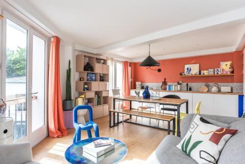Charming Apartment - Montmartre - 4 guests - Tap to explore photos