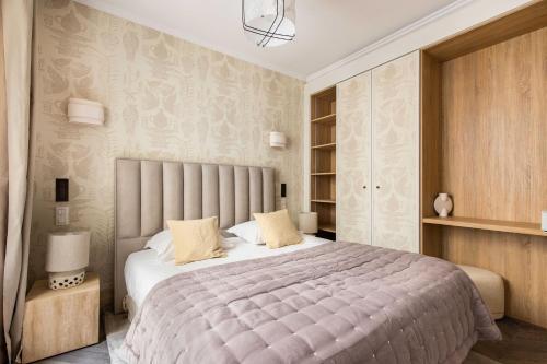 Stylish Apartment - 1BR-4P - Vendôme Square Room Type - One-Bedroom Apartment