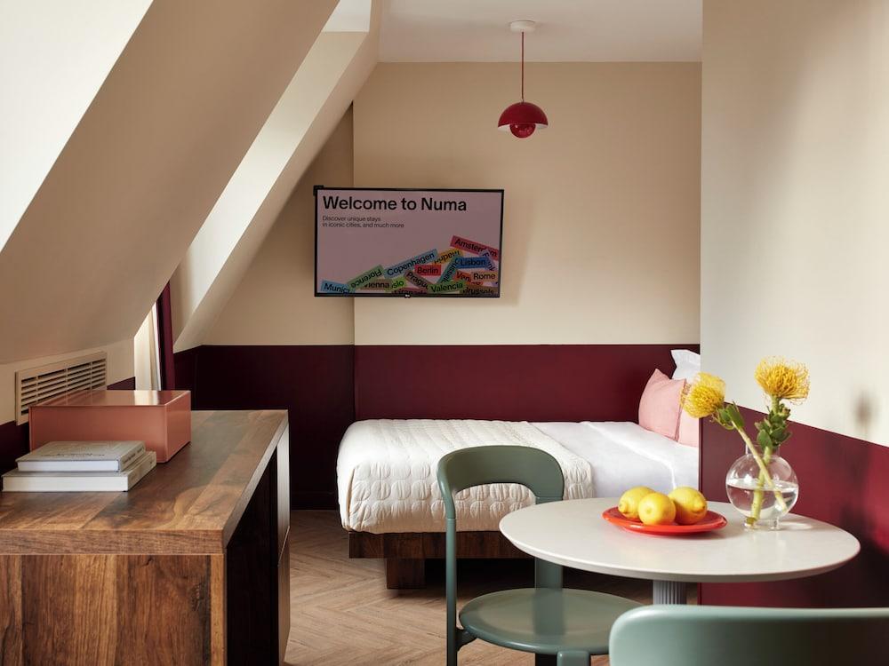 Numa Paris Champs-Élysées Room Type - Large Studio, Kitchenette - Accessible Numa Paris Champs-Élysées Room Type - Large Studio, Kitchenette - Accessible