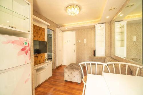 comfort 2 BR Above Bassura City Mall East Jakarta - Tap to explore photos