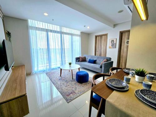Apt Pejaten Park Residence 2 BR Alistan with Pool, Washer and Netflix - Tap to explore photos
