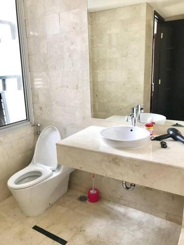 Cozy Lux 2BR Kuningan Central Prime Private Lift - Tap to explore photos