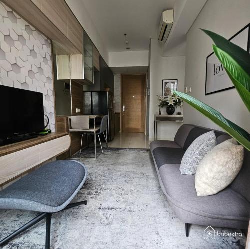 2BR Flat Taman Anggrek Residence - Tap to explore photos