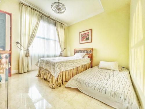 Batavia Apartment ST Room Type - Two-Bedroom Apartment Batavia Apartment ST Room Type - Two-Bedroom Apartment