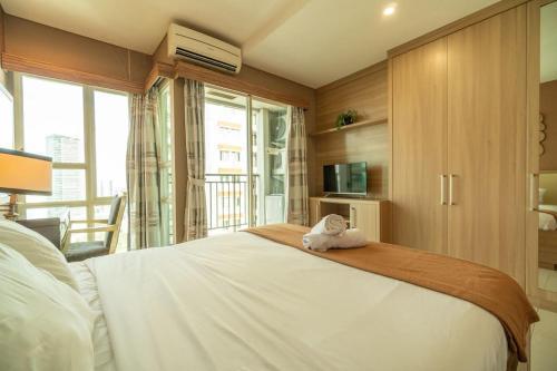 1BR Near GI Mall Thamrin, SCBD - Tap to explore photos