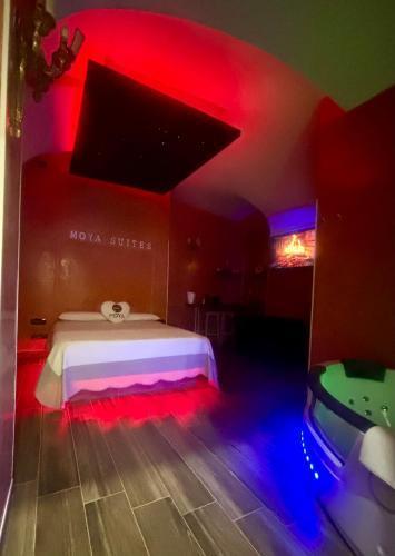 Suites Moya 1 - SPA in Camera - Tap to explore photos