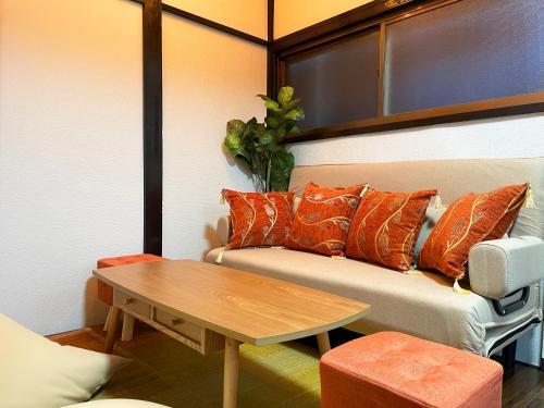 6min to subway, Skytree,Ueno,Asakusa within 20min - Tap to explore photos