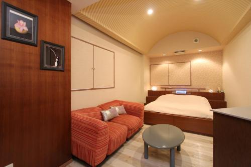 HOTEL DCUBE