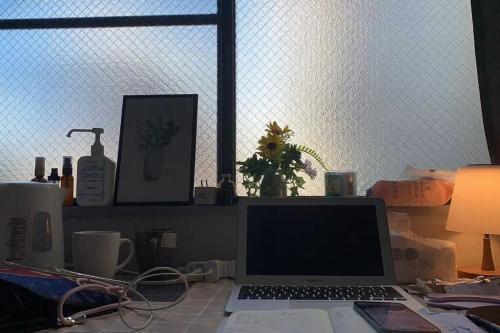 Sky hotel 睛空塔热门旅游景区 最近车站步行3分钟 机场直达 周边有便利店 商场 温泉 购物餐饮方便 - Tap to explore photos