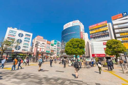 A 15-minute walk from the station direct service to Shinjuku, Shibuya, and Ueno stations神谷戸建